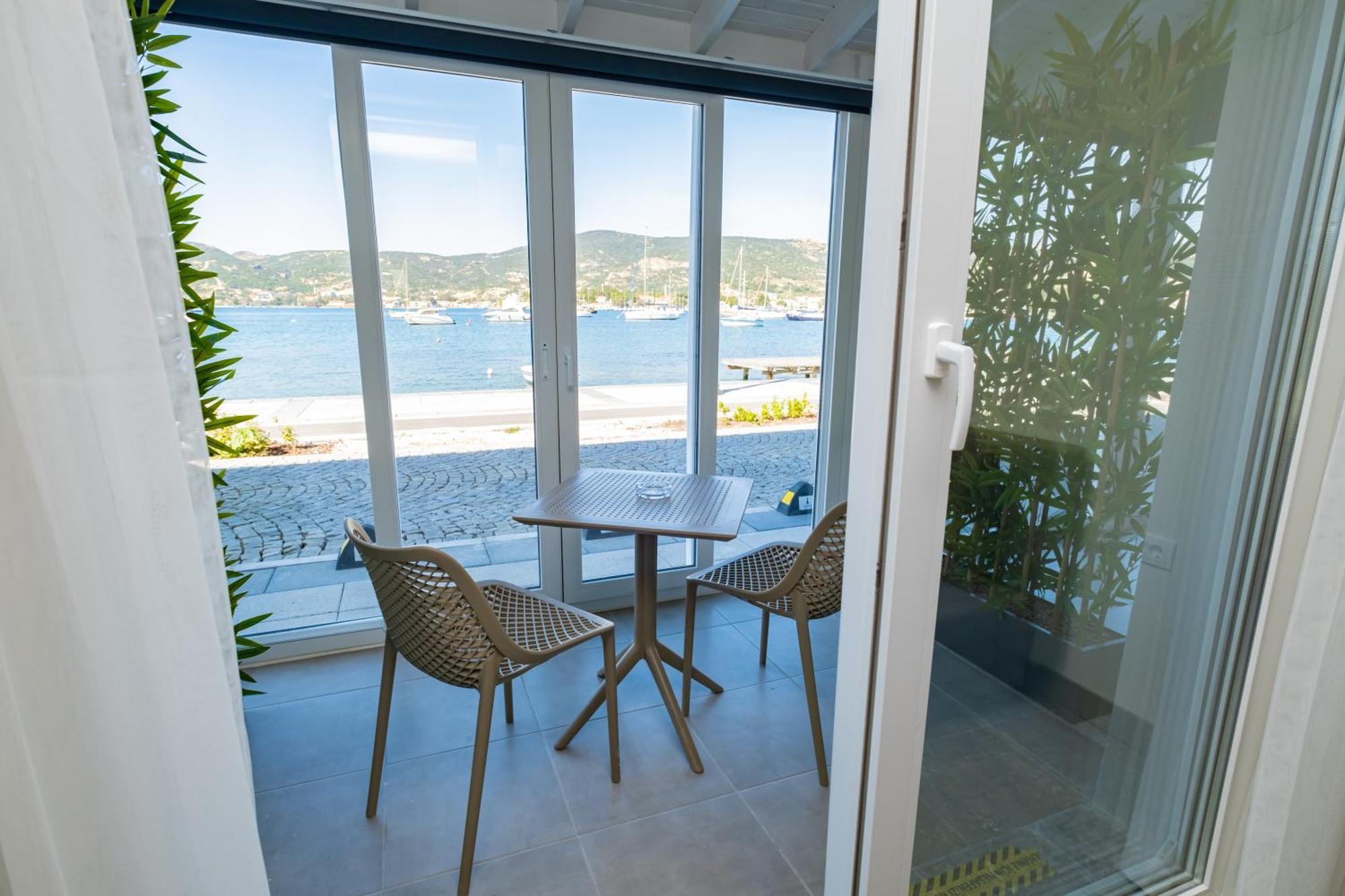 Bd Suites Fokaja Zewnętrze zdjęcie