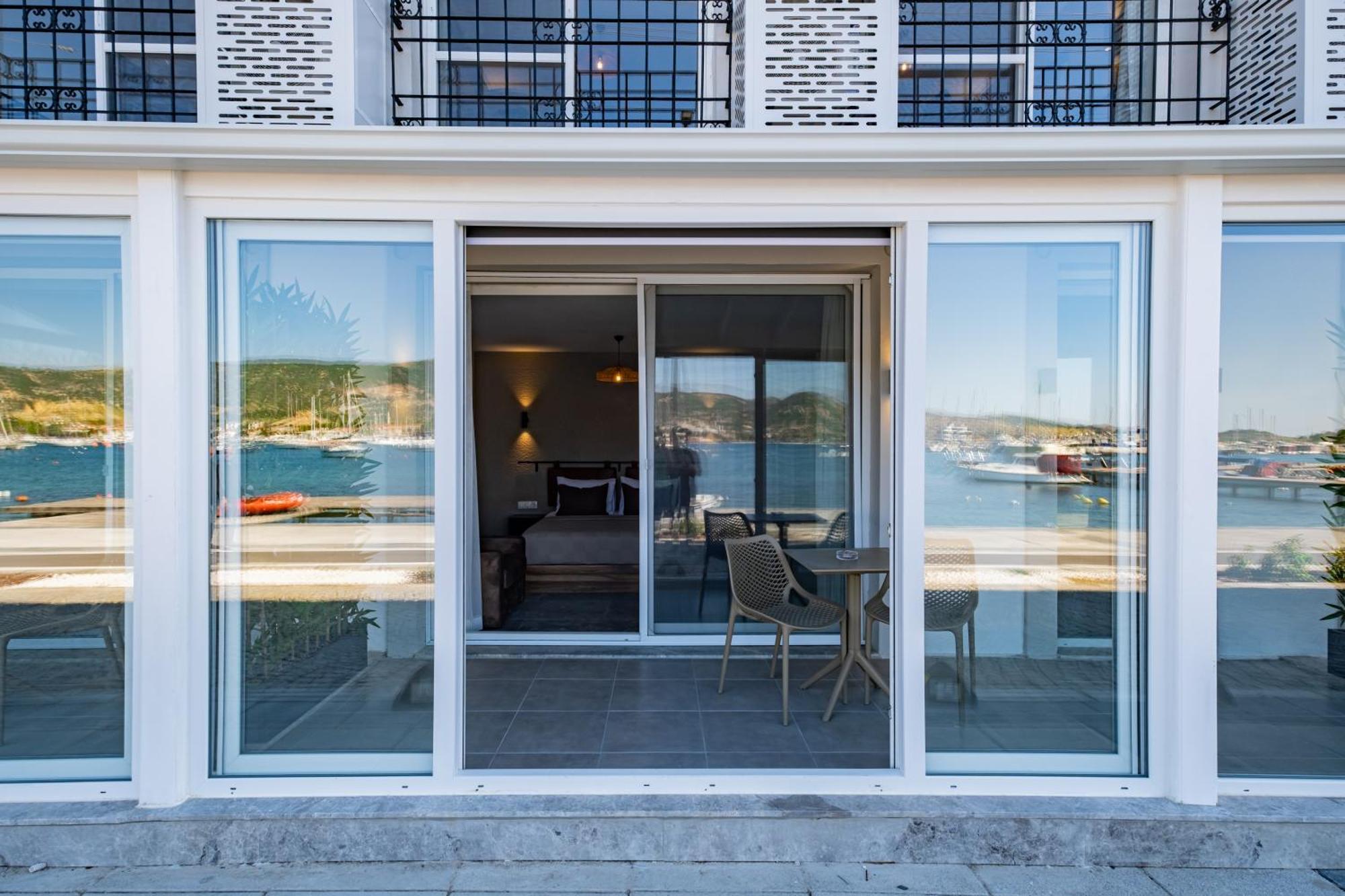 Bd Suites Fokaja Zewnętrze zdjęcie