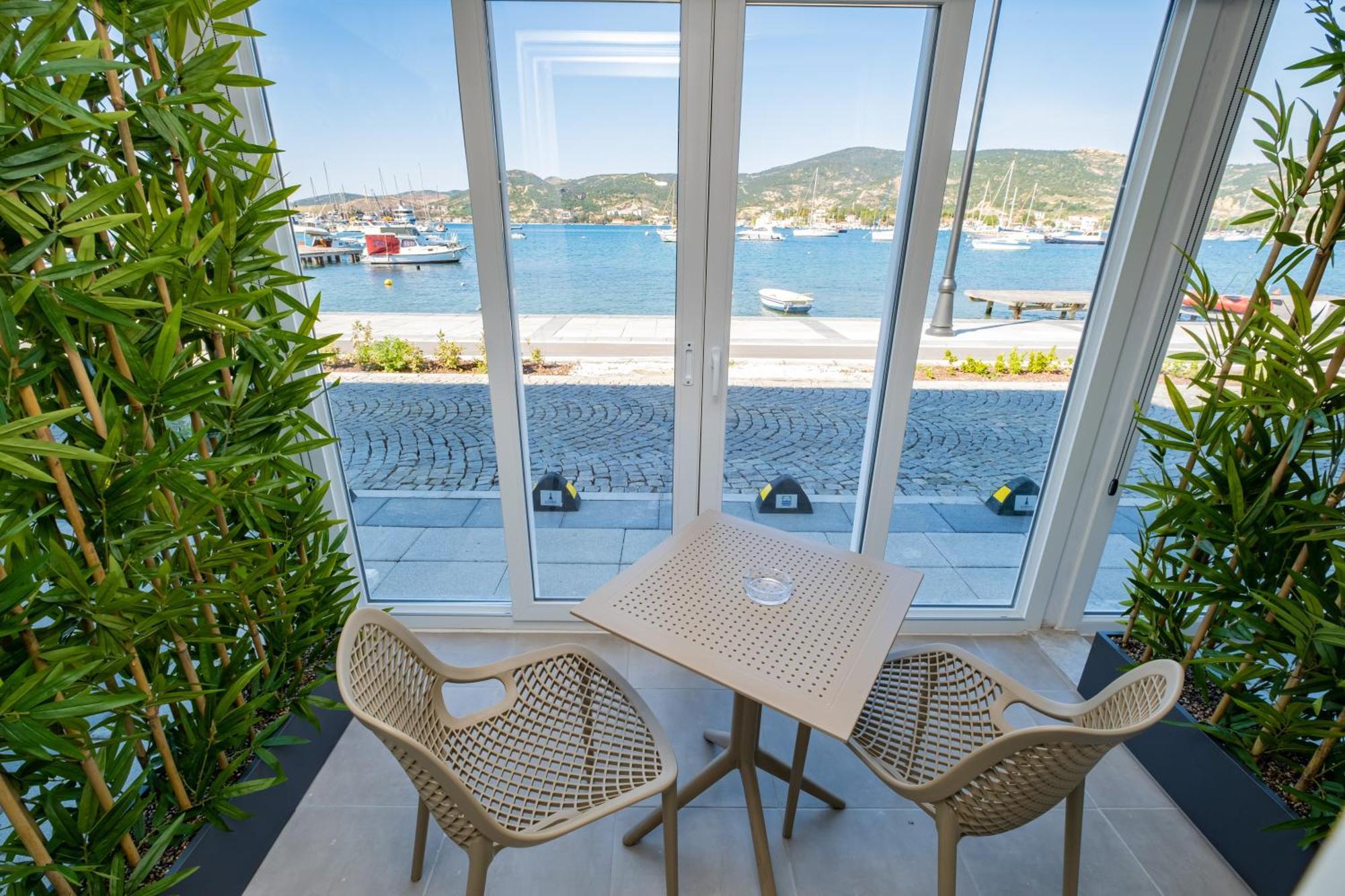 Bd Suites Fokaja Zewnętrze zdjęcie